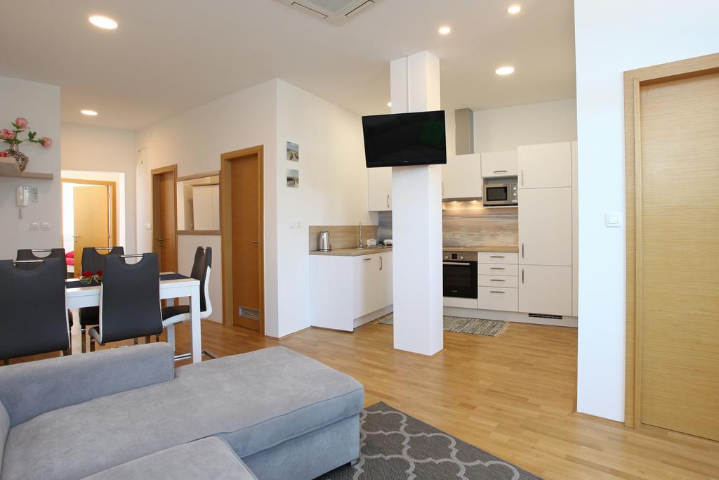 San Simon Sea View Apartment Ll Izola Εξωτερικό φωτογραφία