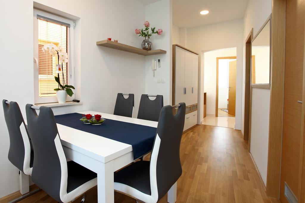 San Simon Sea View Apartment Ll Izola Εξωτερικό φωτογραφία